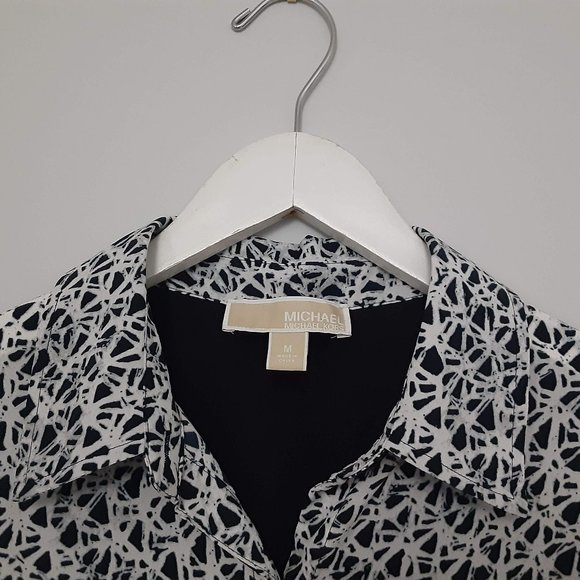 MICHAEL KORS | Front Tie Button Down Blouse - Picture 2 of 16
